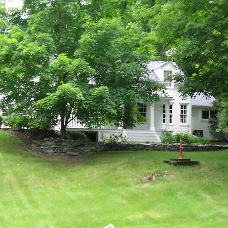 B&B On Seven Acres With Private Bed & Bath Clinton Corners 外观 照片