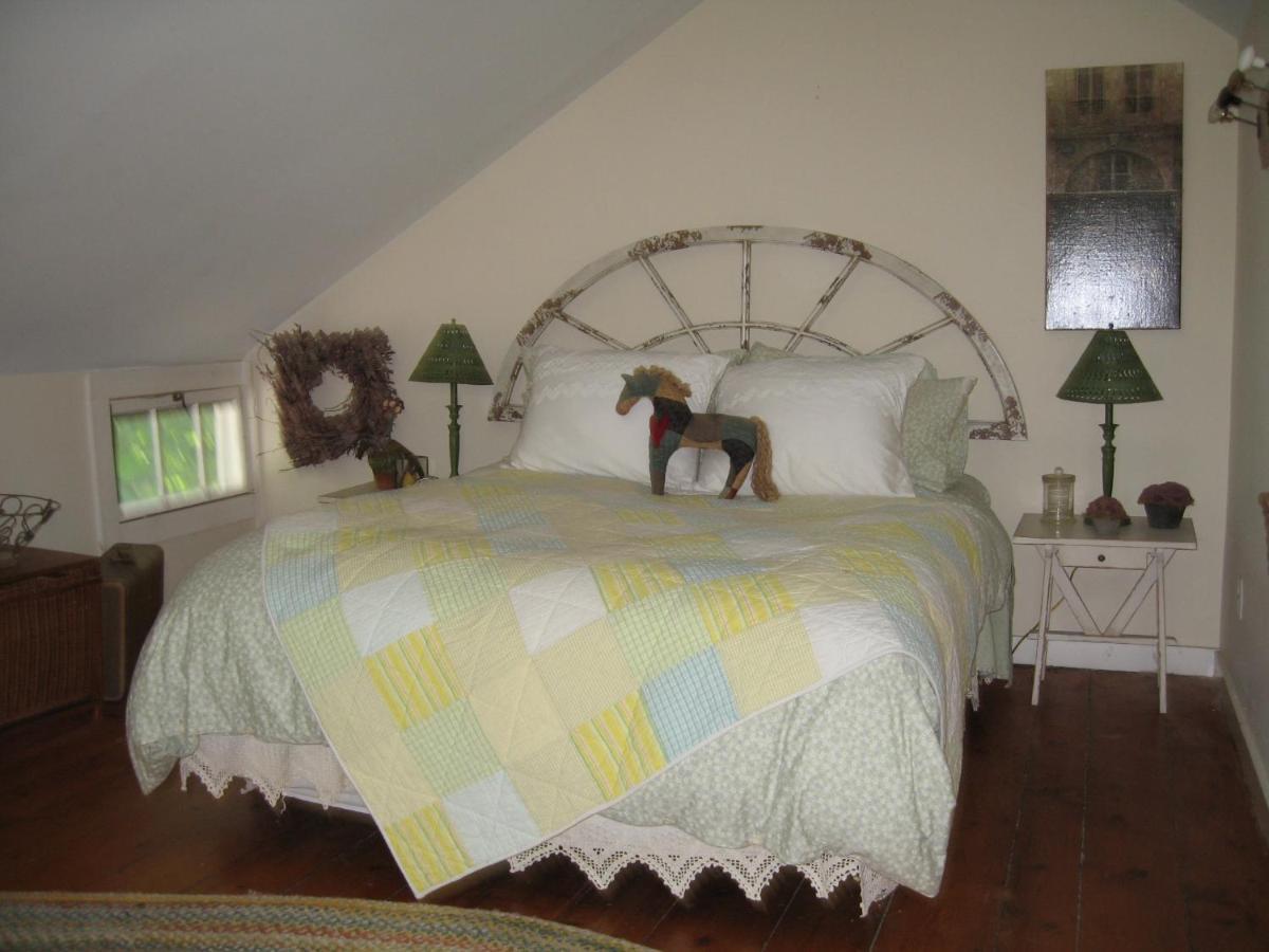 B&B On Seven Acres With Private Bed & Bath Clinton Corners 外观 照片